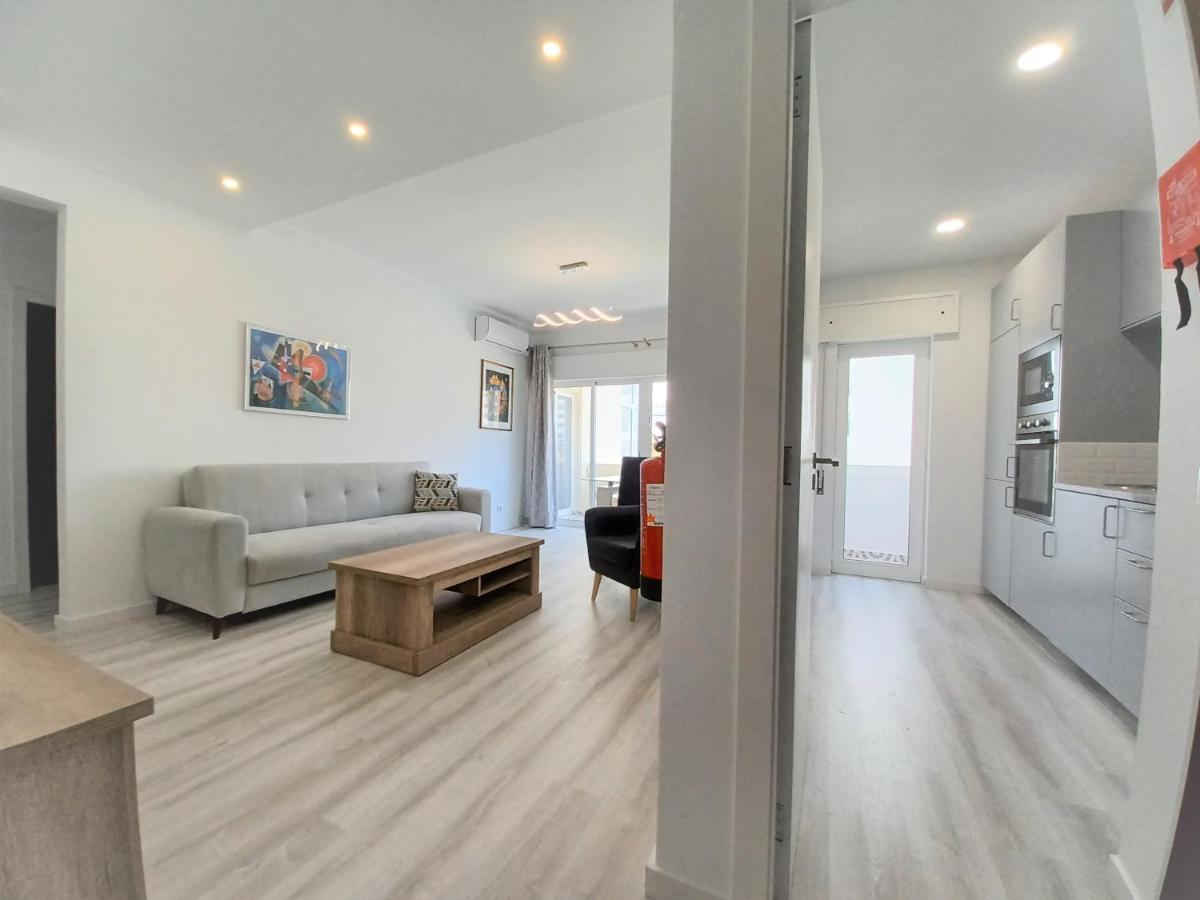 Estudio Squash Beach Apartment ปอร์ติเมา ภายนอก รูปภาพ